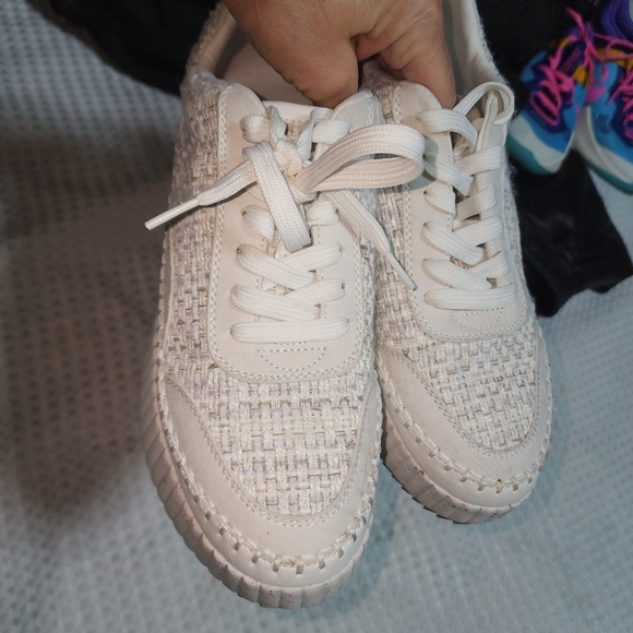 UNIVERSAL THREAD EUC WOMENS SZ 9.5 PERSEPHONE SNEAKER SHOES - Picture 10 of 10